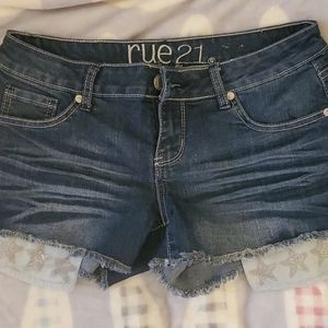 ** 6 for $20 NWOT Cute cutoff jean shorts..